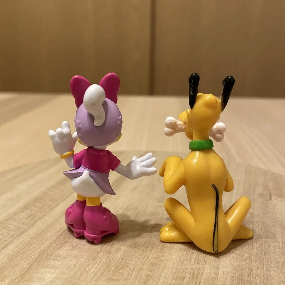 Disney Daisy Duck Purple Skirt Roller Skates & Pluto PVC Figure Lot Mickey Club